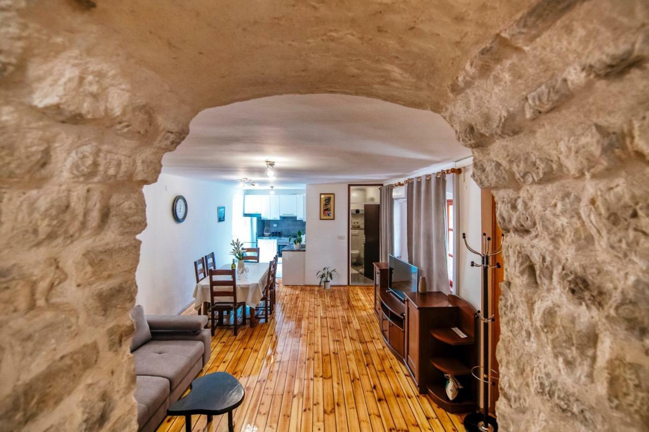 Heart Of Town Appartement Zadar Buitenkant foto